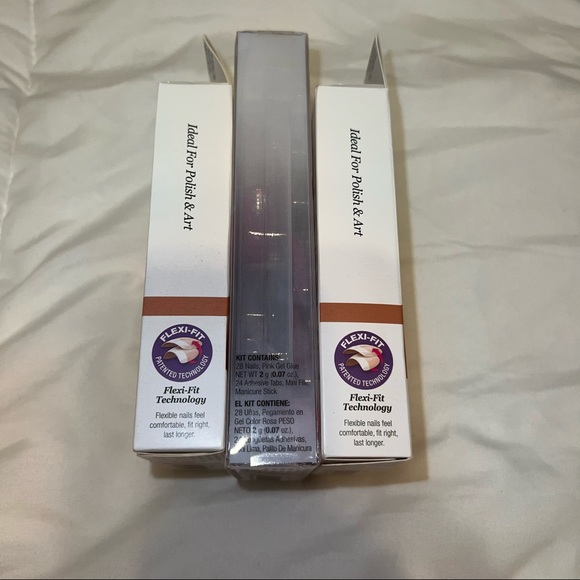 Kiss Nails (3 Pack Bundle) 💅🏾 - Picture 5 of 6